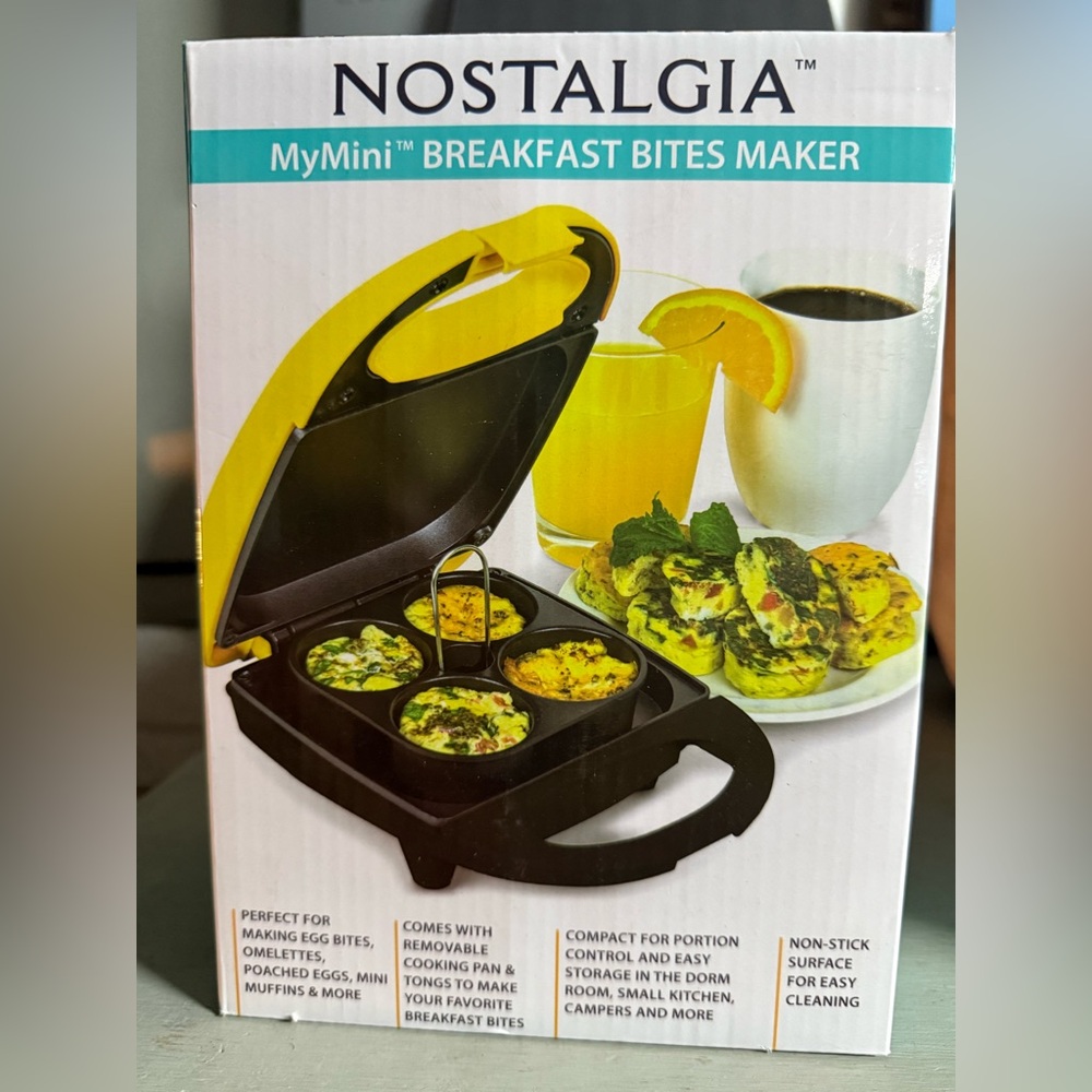 Nostalgia MyMini Yellow and Black Breakfast Maker